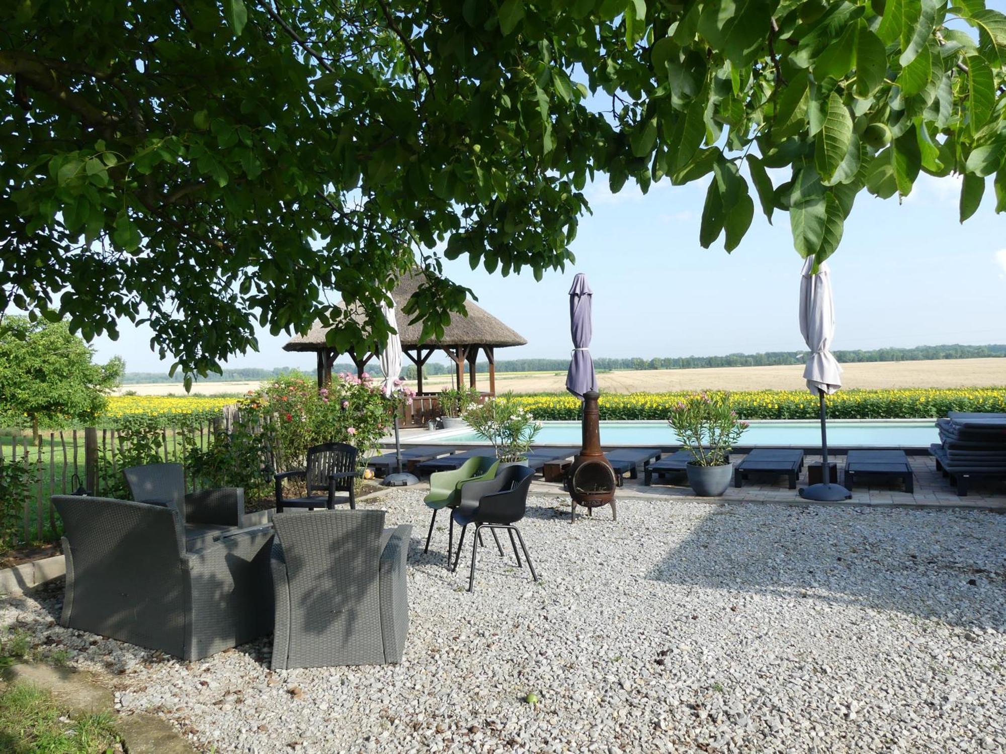 Bed and Breakfast Tisza White House Tiszaszolos Zewnętrze zdjęcie